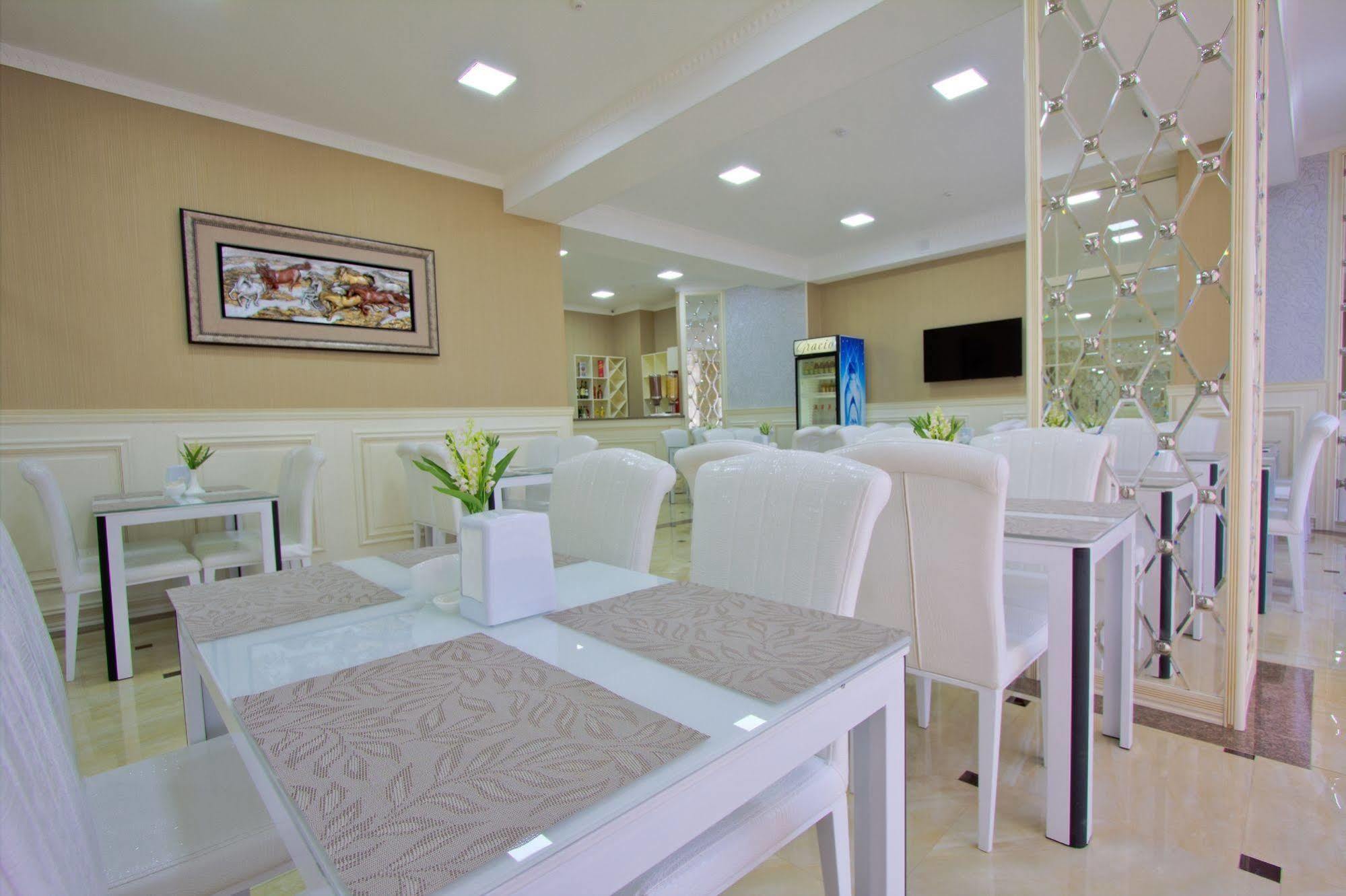 Discovery Hotel Bishkek Exterior photo